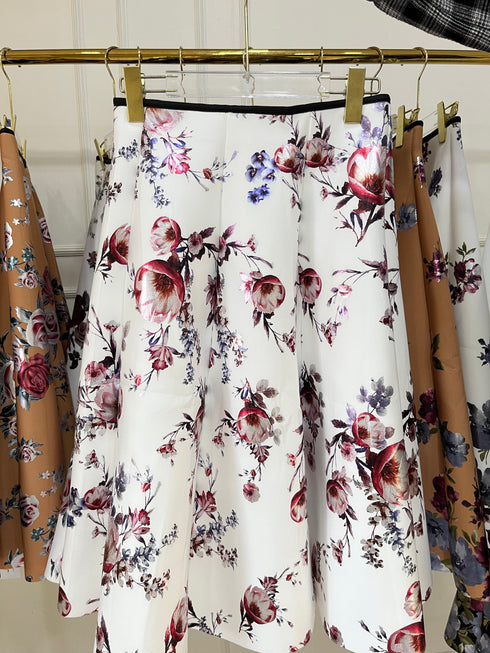 Women Floral Print Flared Skirts